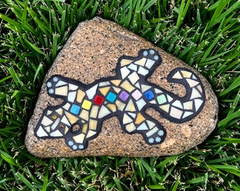 Free Shipping Stained Glass Mosaic Lizard Garden Stone Yard Art