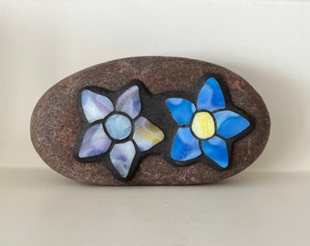 Free Shipping Stained Glass Flowers Garden Stone Yard Art Flower Art
