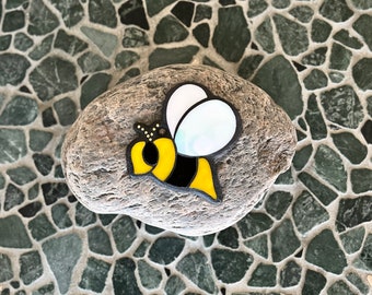 Free Shipping Bumble Bee Glass Mosaic Garden Stone Yard Art