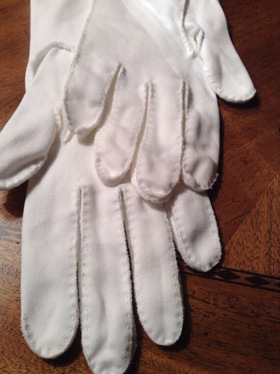 Vintage White Wrist Glove Size 71/2 From Ohrbach'… - image 2