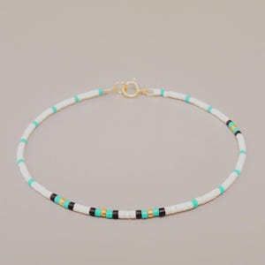 Tiny Bead Boho Bracelet Gifts for Her Colorful Friendship Bracelet Minimal Dainty Bracelet Delicate Gold Bracelet Beaded Bracelet for women