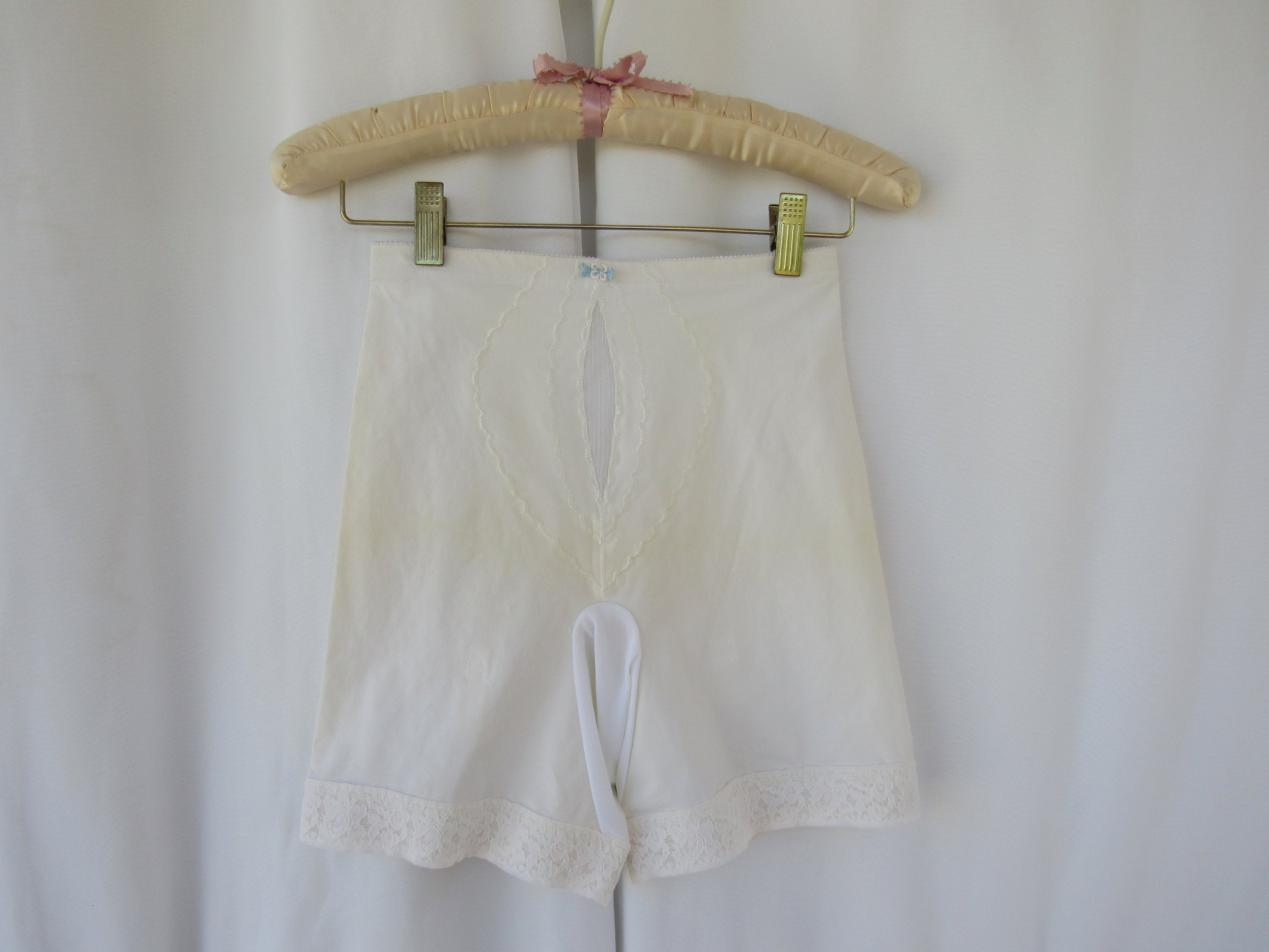 Vintage 90s Girdle, Beige Suspender, Shapewear Body Slimmer, Tummy Control  Underwear, 90s Collectible -  Canada