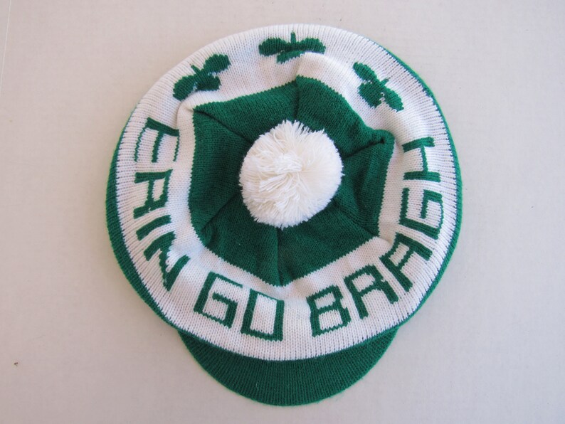 Glam Garb read description Vintage 80s 90s Erin Go Bragh Clover Logo Irish Sports Knitted Cap Pom-Pom Tamer Brim Hat Ireland Forever