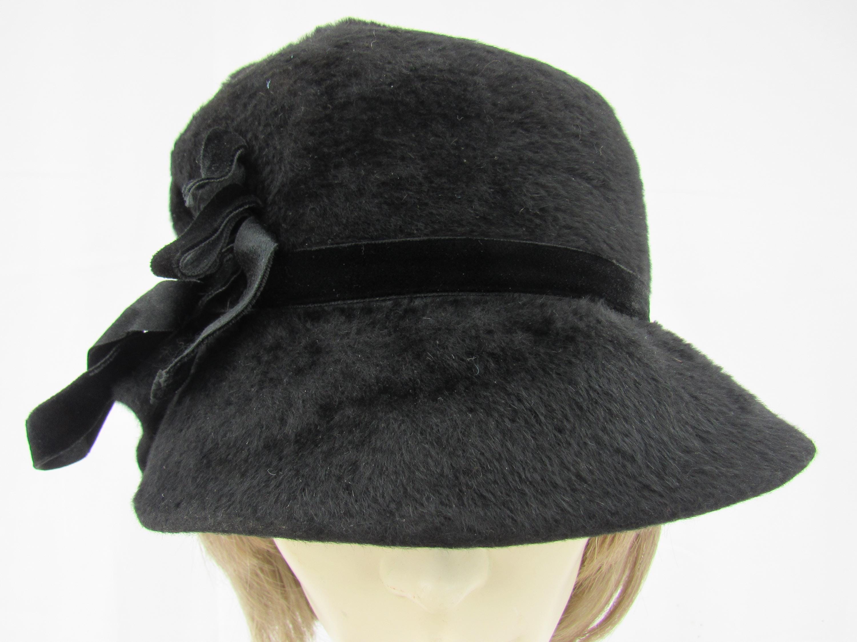 Vintage Arlin Black Wool Cloche Hat With Velvet Ribbon & Bow Detail Black Wide Brim Velvet Cloche Hat with Bow – Boston Millinery main image 3