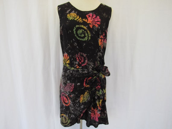 Vintage 80s 90s Pineapple Moon Batik Wrap Dress: Handmade Rayon Beach Indonesia | Read Description - Etsy Vintage 80s 90s Pineapple Moon Batik Wrap Dress: Handmade Rayon Beach Indonesia | Read Description - Etsy