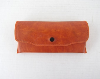Vintage 70s Faux Leather Eyewear Snap Case: Retro Pleather Sunglasses Holder Mod | read description