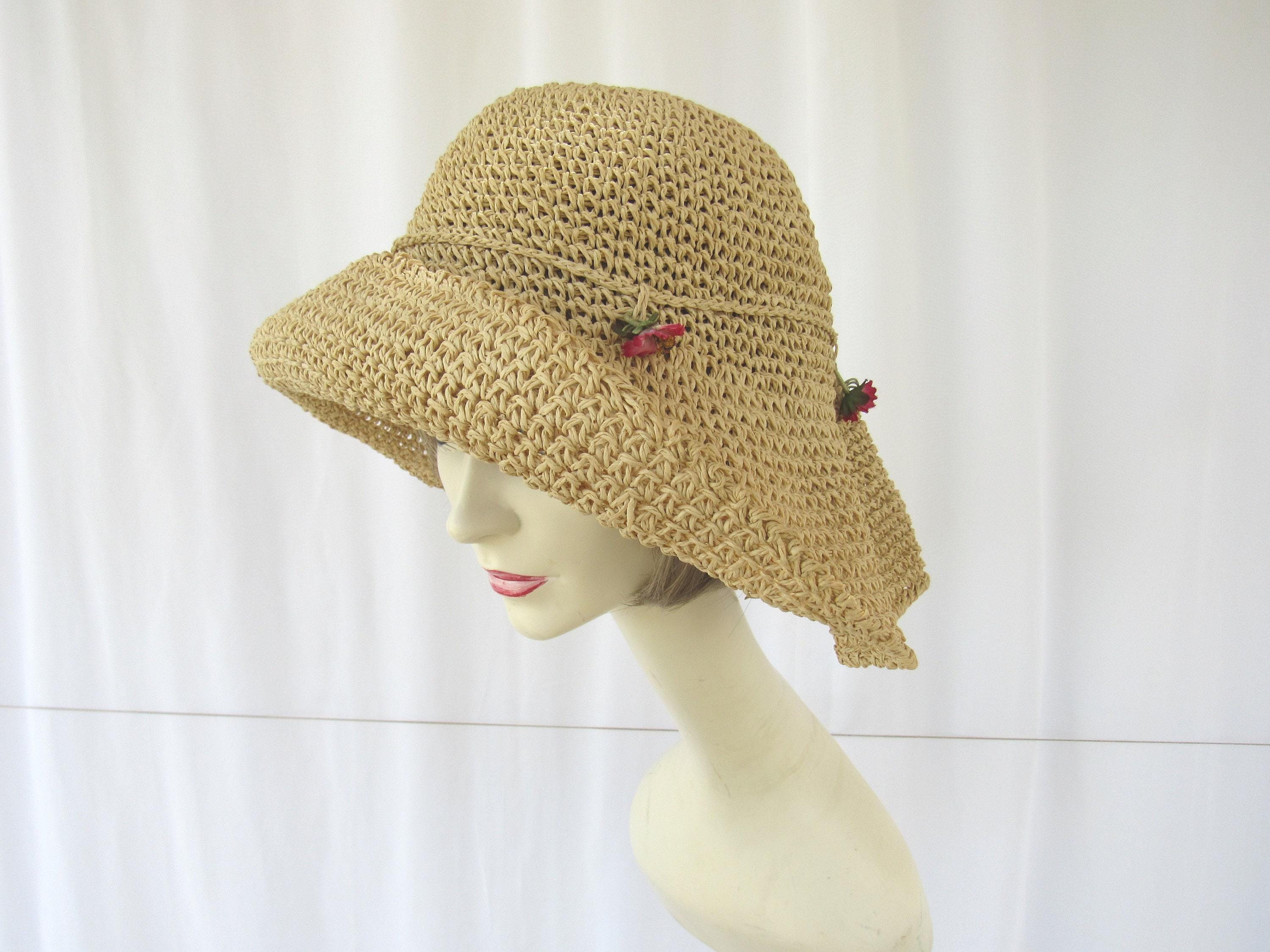 Woven Straw 90’s Hat with Decorative Flower Small straw hat - with yellow flowers in vintage style main image 2