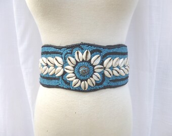 Vintage Seed Bead Cowrie Belt Turquoise Tribal Beaded Belt  display picture 1