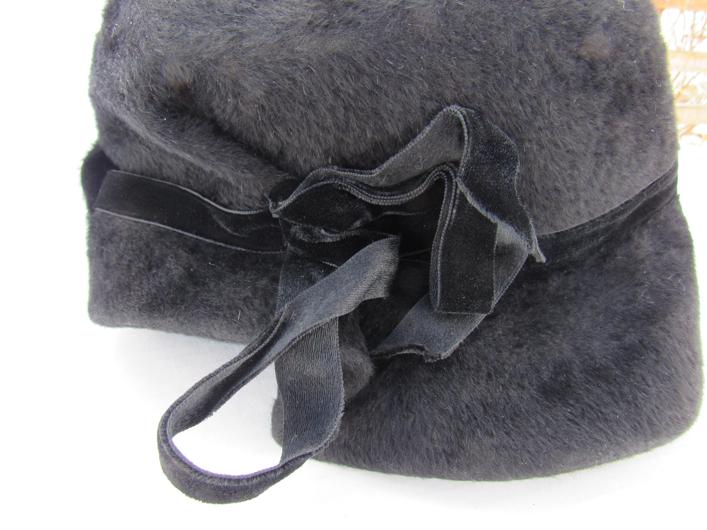 Vintage 30s 40s Black Wool Felt Cloche Formal Hat: Velvet  display picture 2