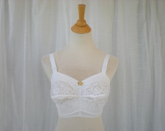 Vintage 50s 60s Figurette Lacy Pointy Bullet Full Cover Longline Bra 28 HH XS Floral Lace Hook & Eye Retro| read description | Glam Garb