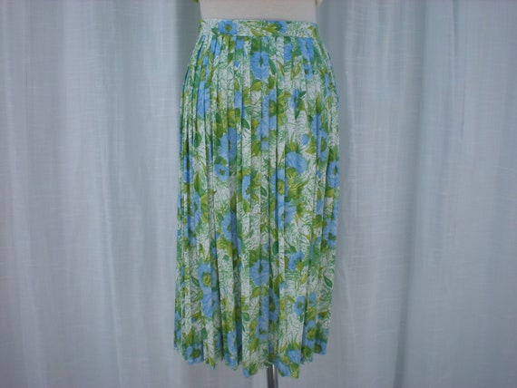 Vintage 60s Floral Blouse Tank Top Pleated Skirt … - image 6