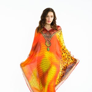 Seidenkaftan, Oranger Kaftan, Sommerkaftan, Kleidung in Übergröße, Strandkaftan, Kurzer Kaftan, Übergröße Kaftan, Maxikleid, Oversized Kaftan