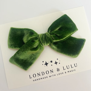 Pine green silk velvet kids hair bow clip baby nylon headband clip girls women’s pigtails hunter Santa Christmas holiday