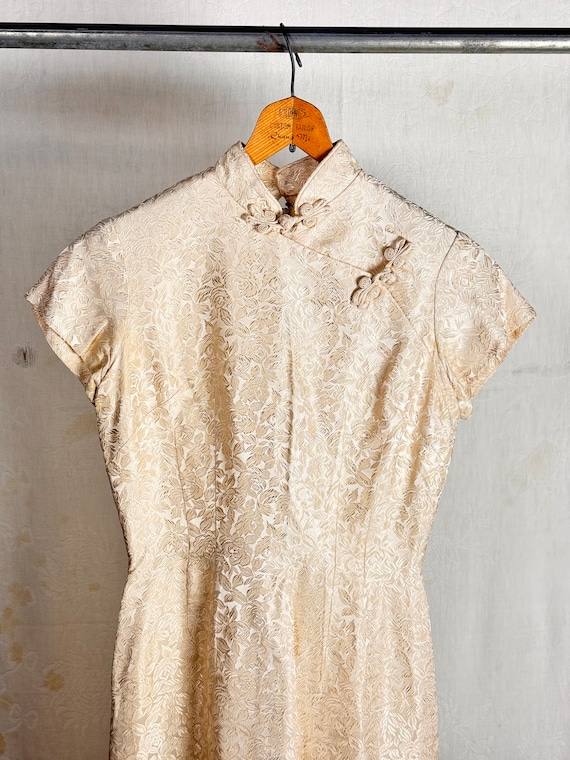 Vintage 1950s Hawaiian Satin Brocade Cheongsam Dress
