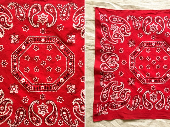Elephant Trunk Up | 50s 60s Bandana | Vintage Red