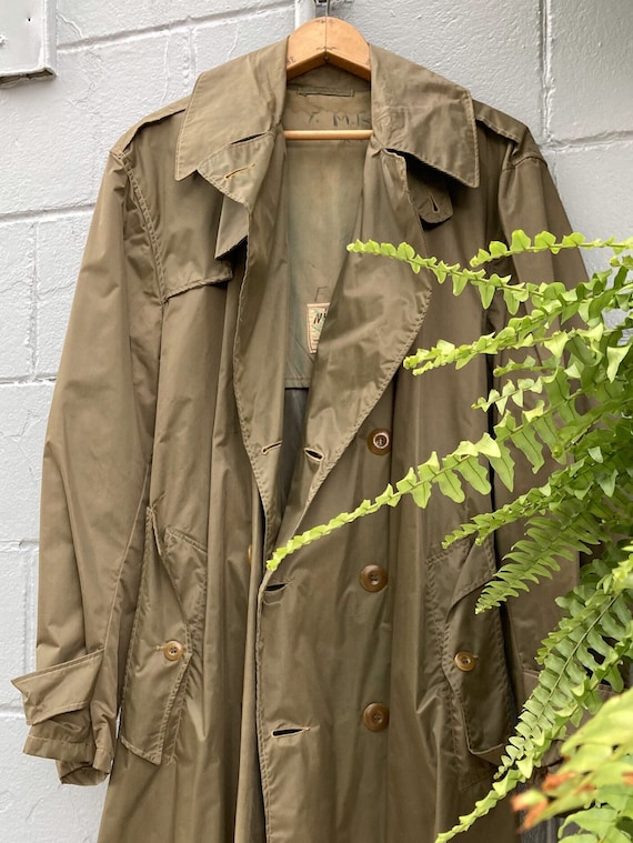 1940s Nylolite Blauer Military Inspired Nylon Tren