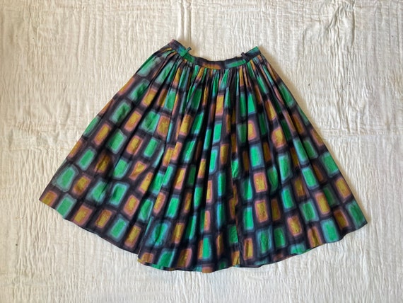 1950s Rainbow Watercolor Print Skirt with Belt - image 6