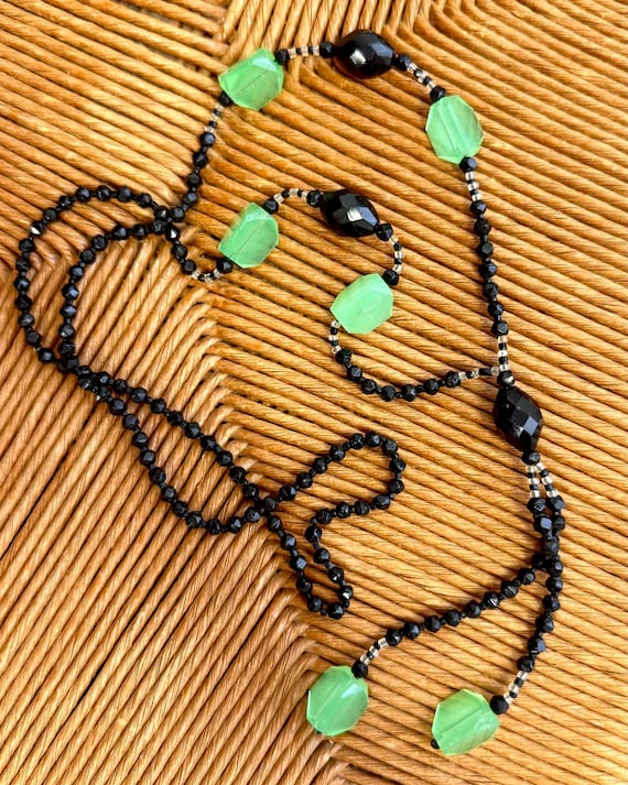 Antique 1920s Uranium Green & Black Glass Bead Flapper Necklace