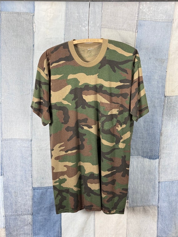 Woodland Vintage 1980s 90s Camo Pocket T Shirt