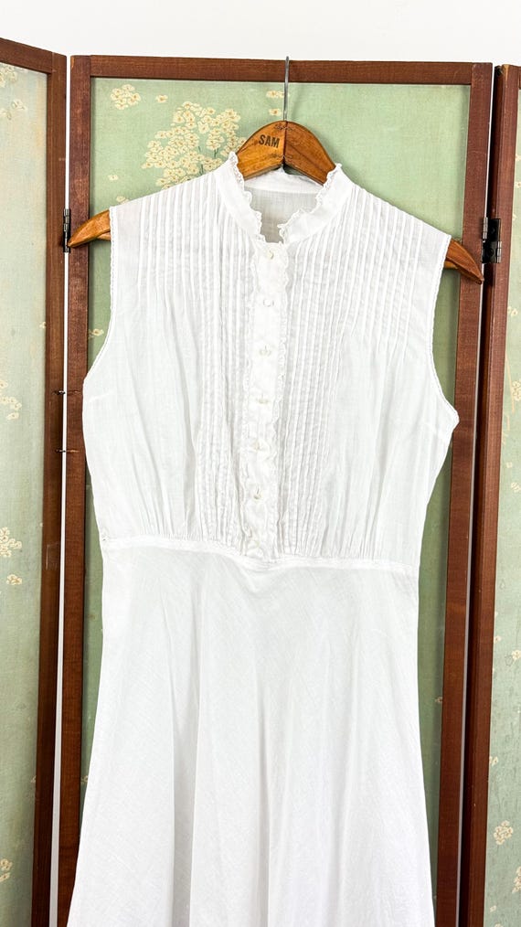 Vintage 1940s Pintuck White Cotton Voile Sleeveless Day Dress | xxsmall
