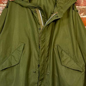 Vintage 1952 M-1951 Fistail Parka Hooded Shell US Military image 5