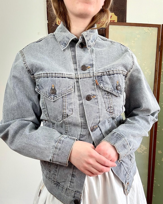 Vintage Levi’s Sailcloth Sunwashed Denim Trucker Jacket USA 4714 | 36 xsmall small