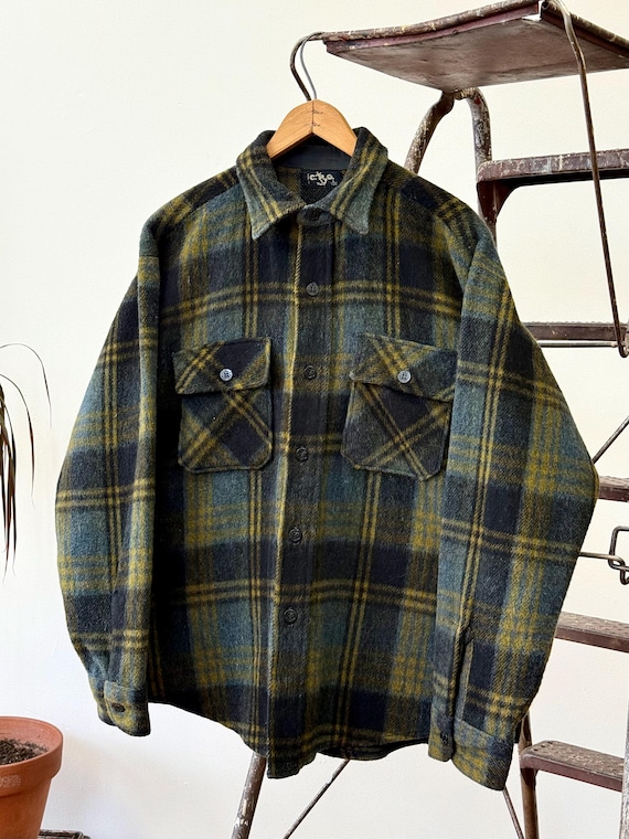 Vintage 1960s Shag Wool Flannel CPO Plaid Shirt Jacket | large