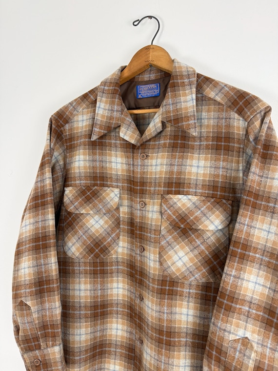 Vintage 1960s Pendleton Loop Collar Wool Plaid Board Shirt Vintage 1960s Pendleton Loop Collar Wool Plaid Board Shirt