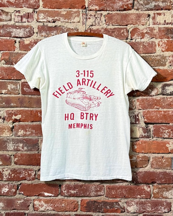 Vintage 1960s Military Field Artillery Graphic T Shirt Fruit Loom | large