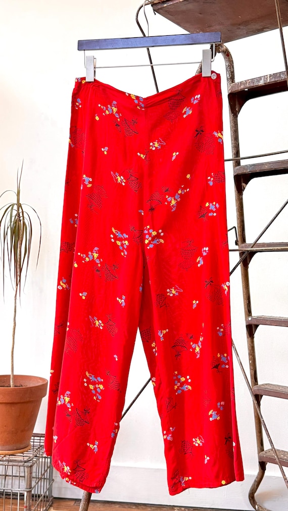 Vintage 1950s Paper Lantern Garden Novelty Print Rayon Pajama Pants