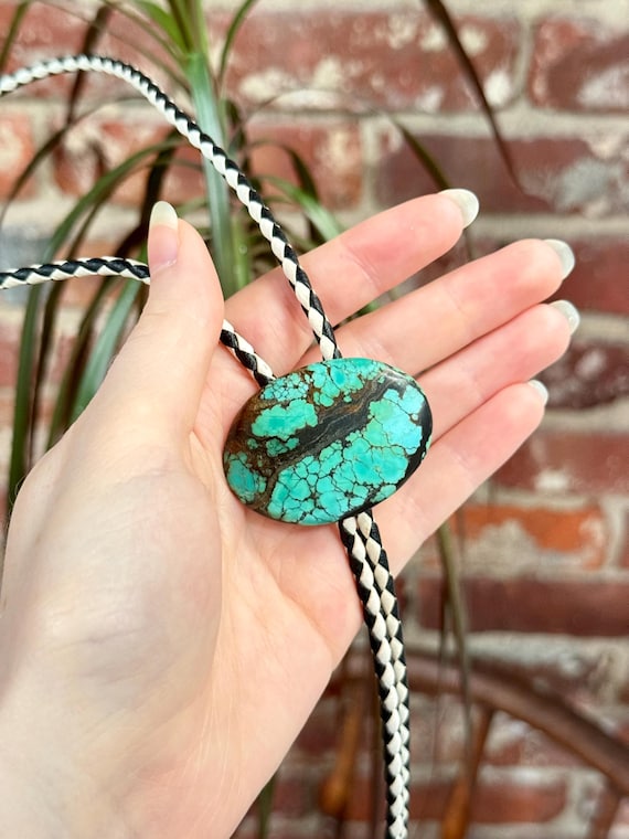 Vintage Turquoise Stone Checkered Braided Leather Bolo Tie