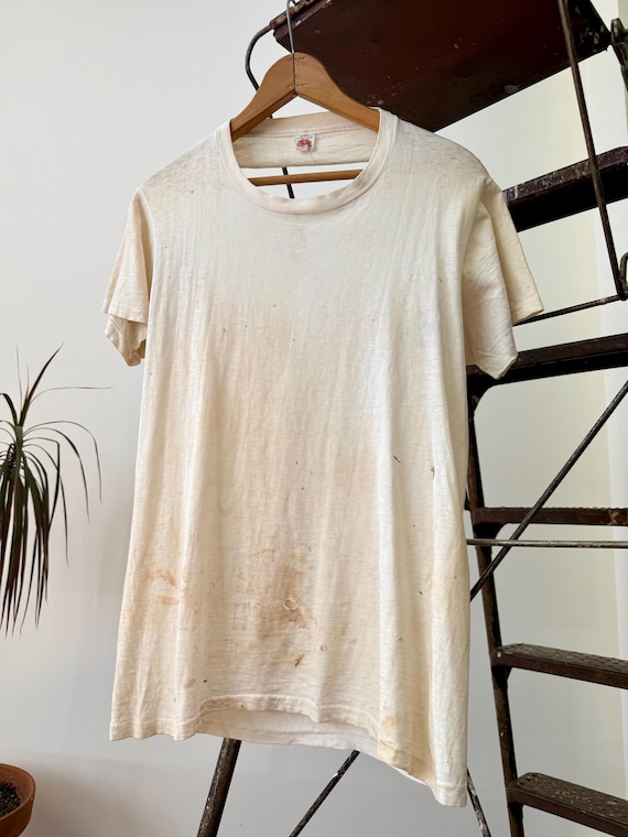 Vintage 1960s Paper Thin Fruit of the Loom Thrashed Blank White T Shirt | small