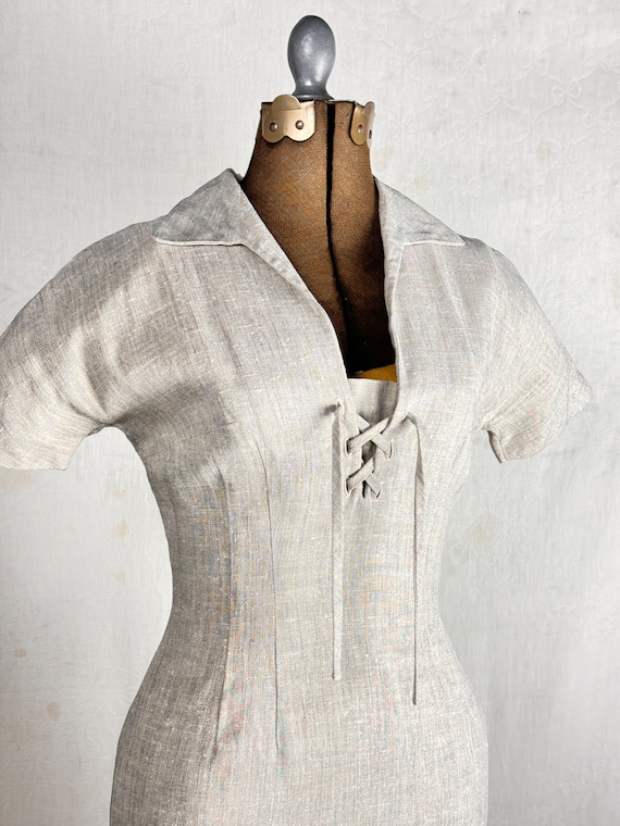 Vintage 1950s 60s Linen Lace Front Wiggle Dress