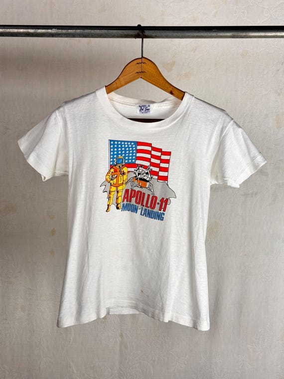 Vintage 1960s Apollo 11 Moon Landing Graphic T Shirt
