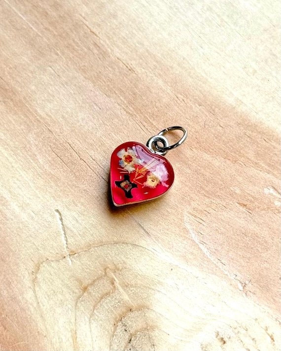 Vintage 1990s Dried Flowers Tiny Heart Sterling Silver Charm