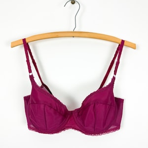 Vintage 1960s Magenta Lace Nylon Balconette Bra Hollywood Vassarette | 36 C