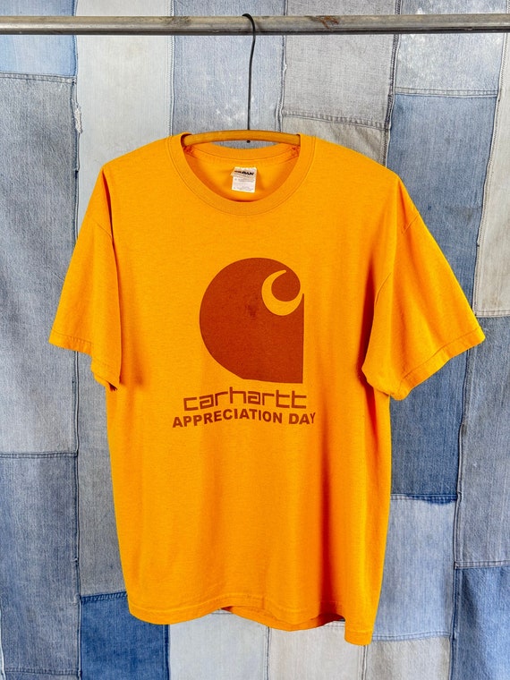 Vintage Y2K Carhartt Distressed T Shirt