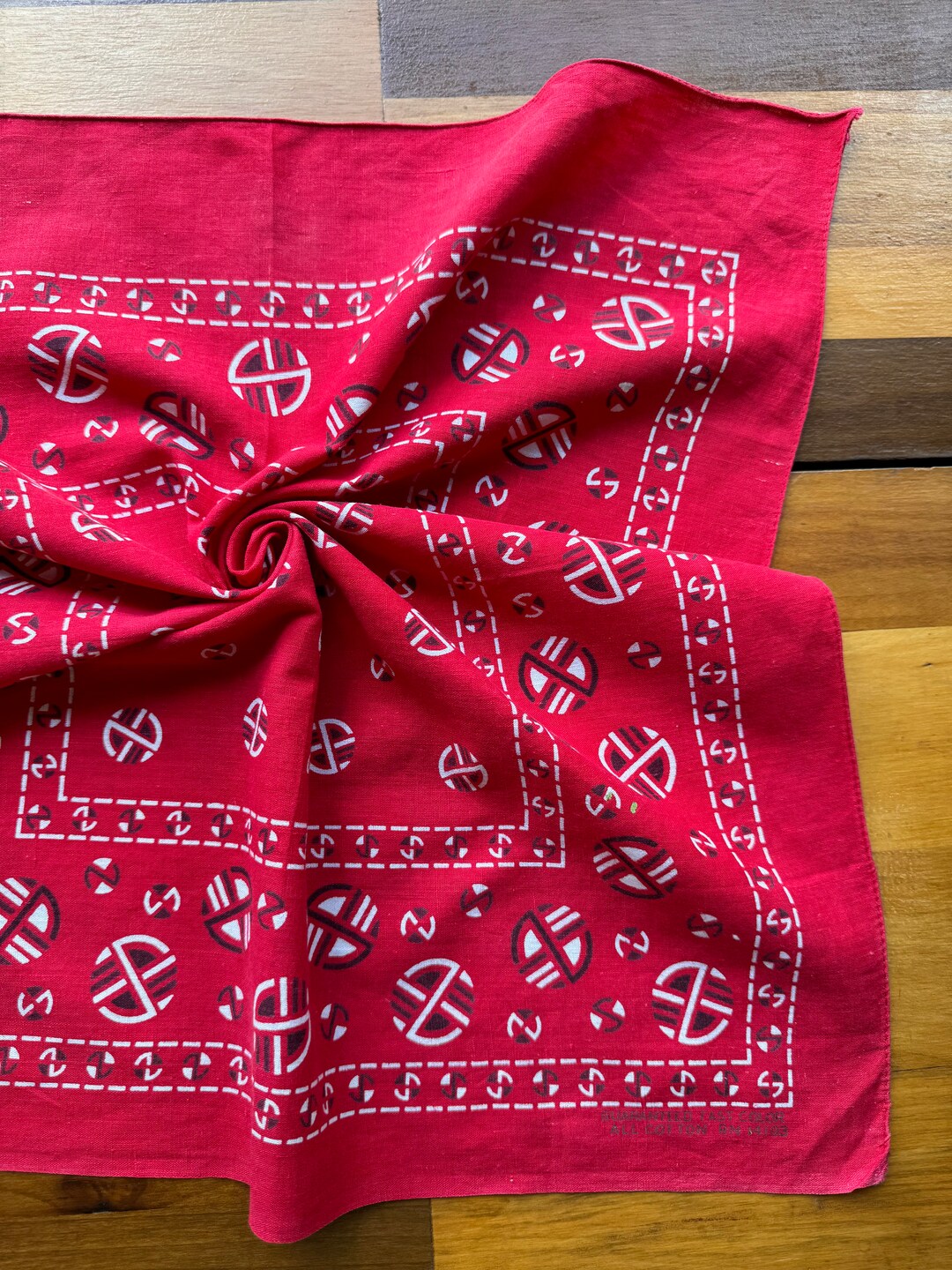 1960年代のヴィンテージ ワムクラフト レッド ジオメトリック