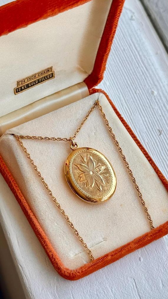 Vintage 12k Gold Filled Oval Locket Pendant & Rope Chain Necklace Gift Box Set