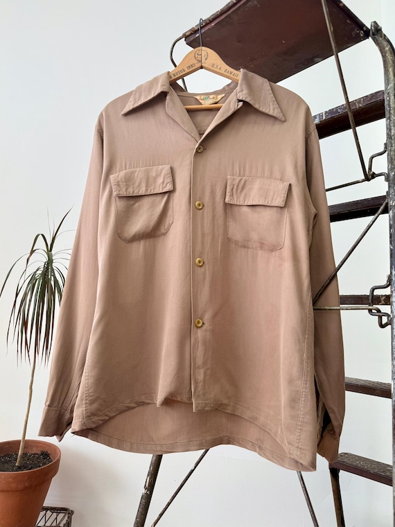 Vintage 1950s Loop Collar Cappuccino Gabardine Shirt Daily Double Hollywood | small