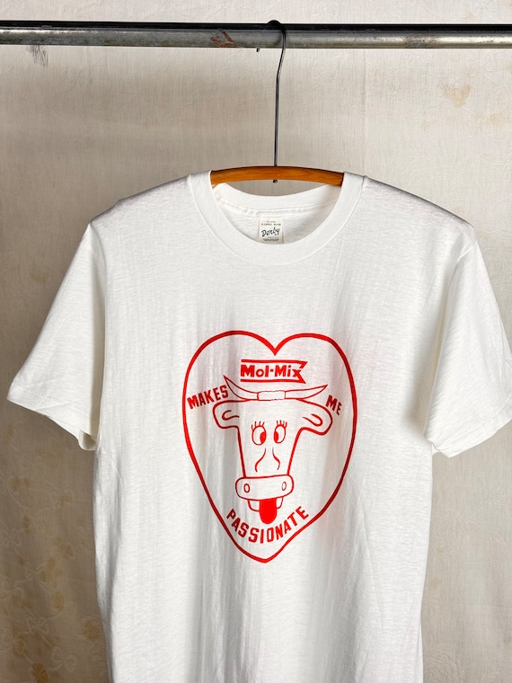 Vintage 1970s Cow Humor Mol Mix Graphic T Shirt
