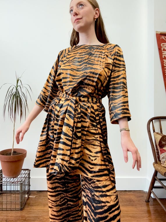 Vintage 1960s Tiger Print Belted Tunic Top Wide Leg Pant Suit | small medium
