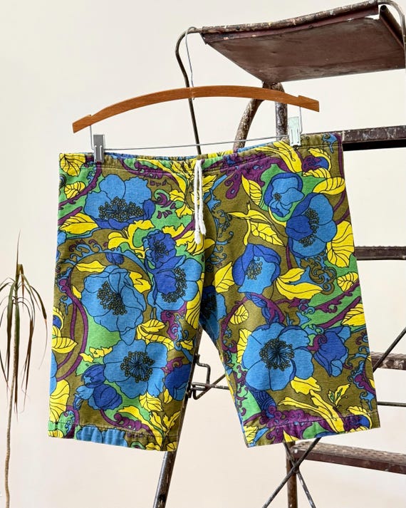 Vintage 1960s Blue Poppy Print Canvas Bermuda Board Shorts | small