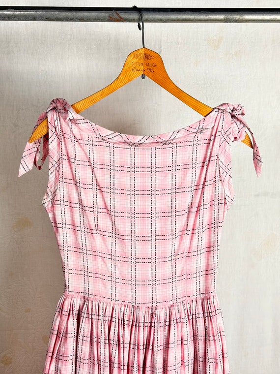 Vintage 1950s Bow Tie Shoulder Fit Flare Day Dress