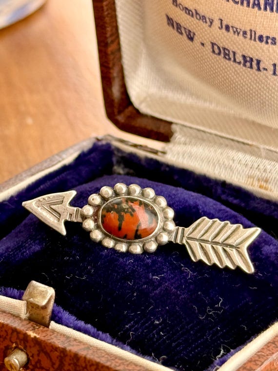 Vintage Sterling Silver Red Petrified Wood Arrow Native American Pin Brooch