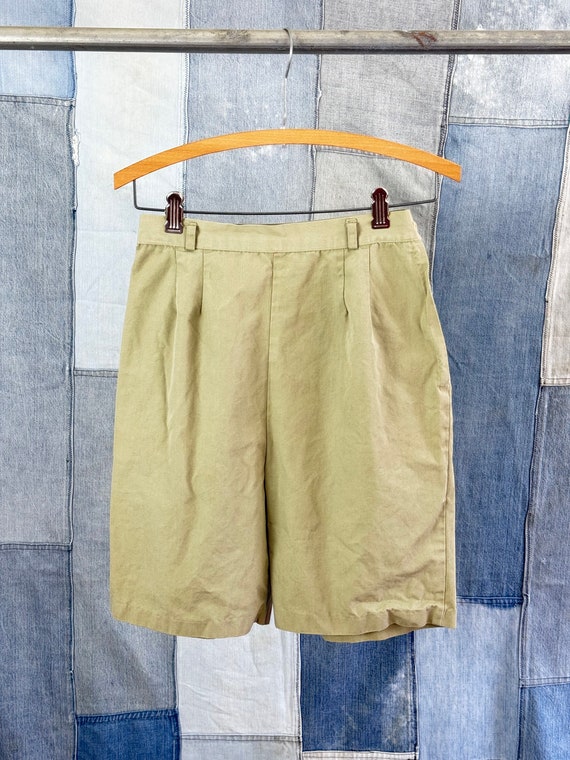 Vintage 1960s Khaki Twill High Waisted Shorts