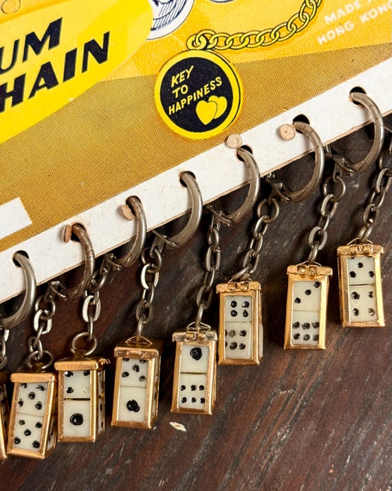 Vintage Lucky Dice Novelty Keychain Charm