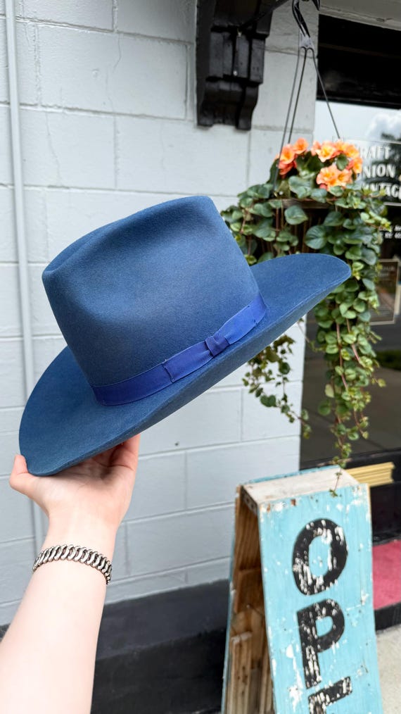 Vintage 1960s Blue Felt Cowboy Hat 10x Beaver Cowboy Hat 7 1/8