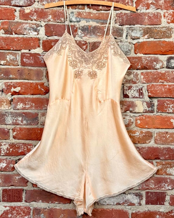 Vintage 1940s Silk Bias Cut Step In Teddy Lingerie Satin Songette | medium large