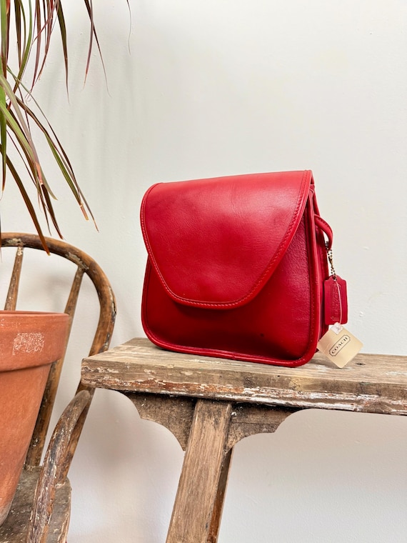 Vintage 1990s Coach Lindsay 9888 Red Leather Crossbody Handbag Deadstock